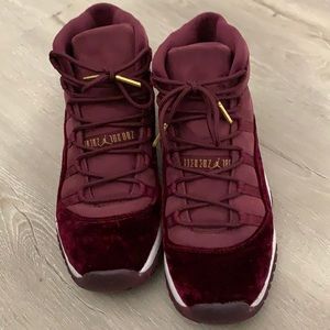 Jordan 11 Velvet Night Maroon